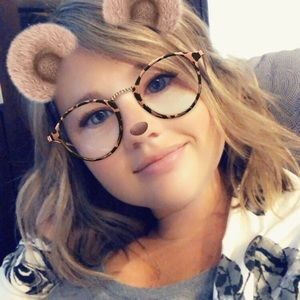 Meet your Posher, Richelle